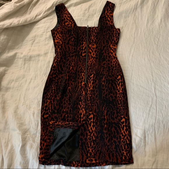 ❌SOLD❌Vintage Red cheetah print square neck dress - Picture 9 of 13